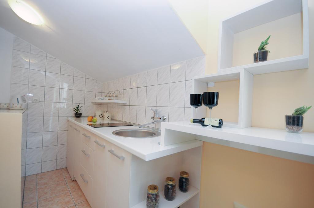 Budva Inn Guest House Bilik gambar